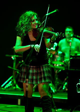 White Mountain Wedding Venue Image of a beautiful Celtic violinist